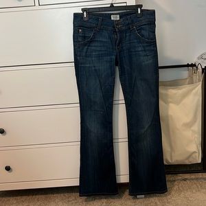 Hudson jeans size 28, no rips or tears.